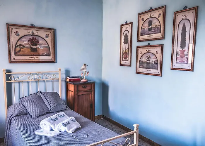 Casa Clara Монтеккьо